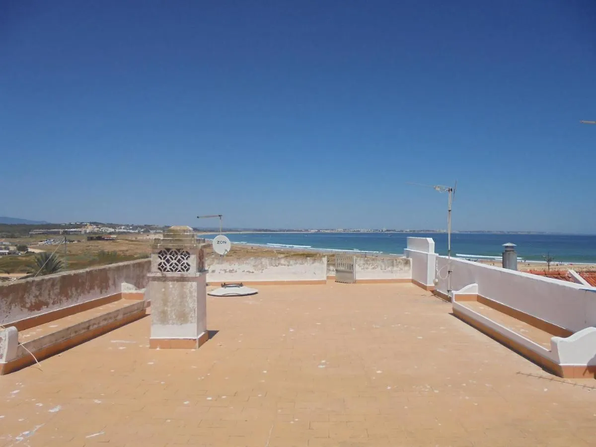 Апартаменты Ema'S Beach And Nightlife House Лагуш