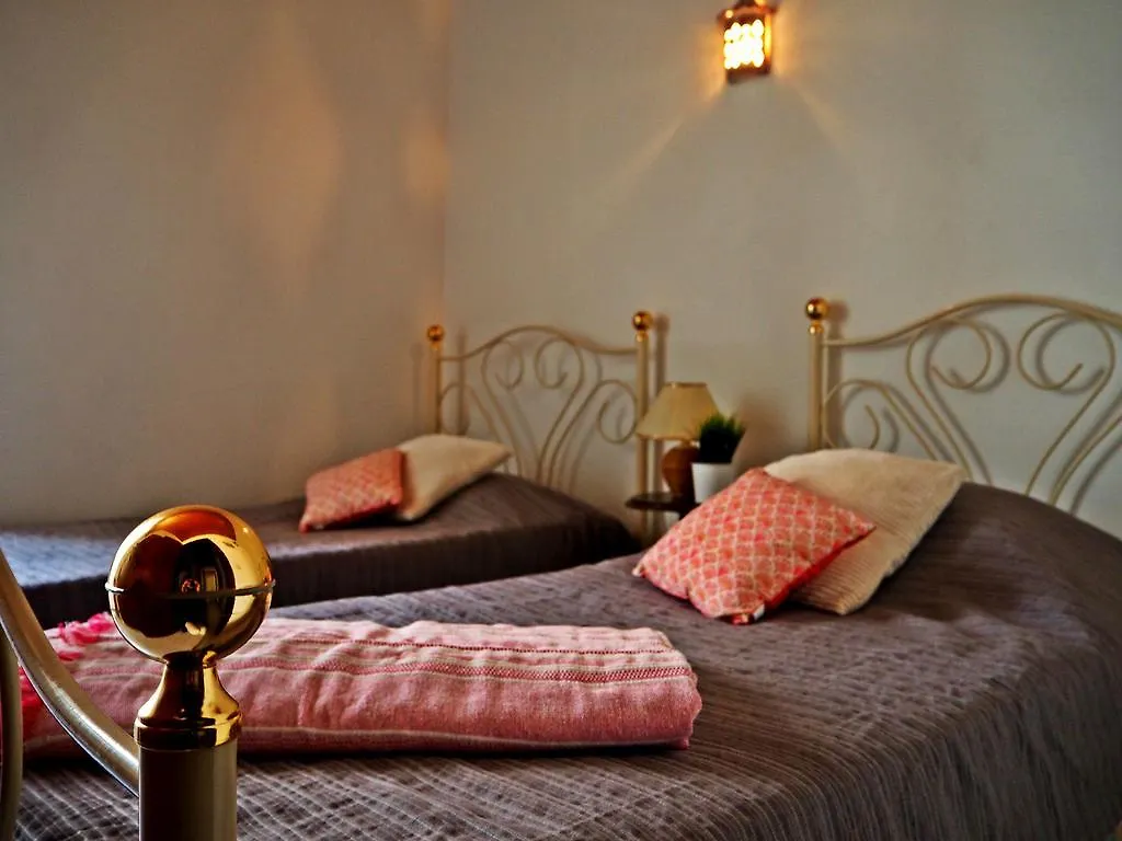 Ema'S Beach And Nightlife House 0*, Lagos Portugal