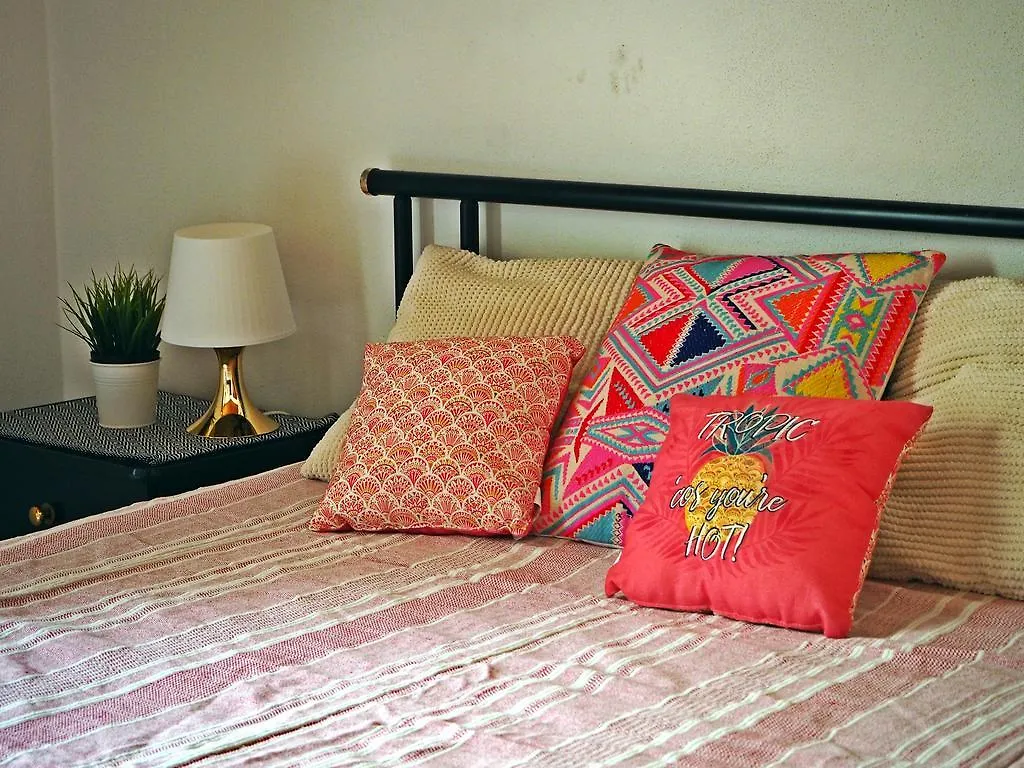 Ema'S Beach And Nightlife House Apartment Lagos