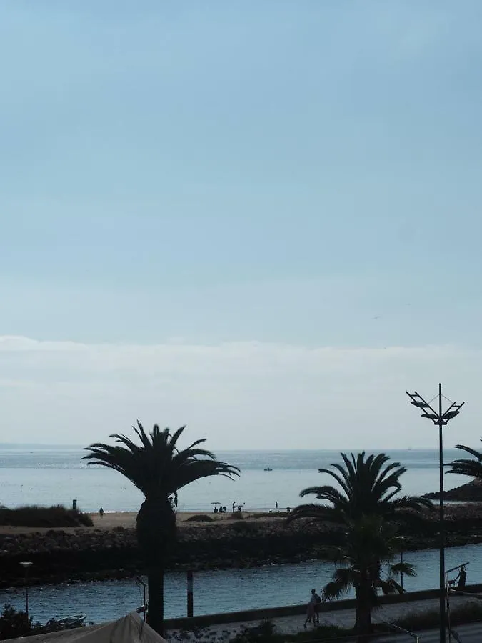 Ema'S Beach And Nightlife House Apartment